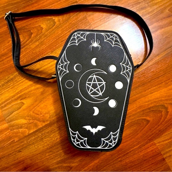 Halloween viral TikTok glow in the dark black celestial coffin purse bag - Picture 2 of 3